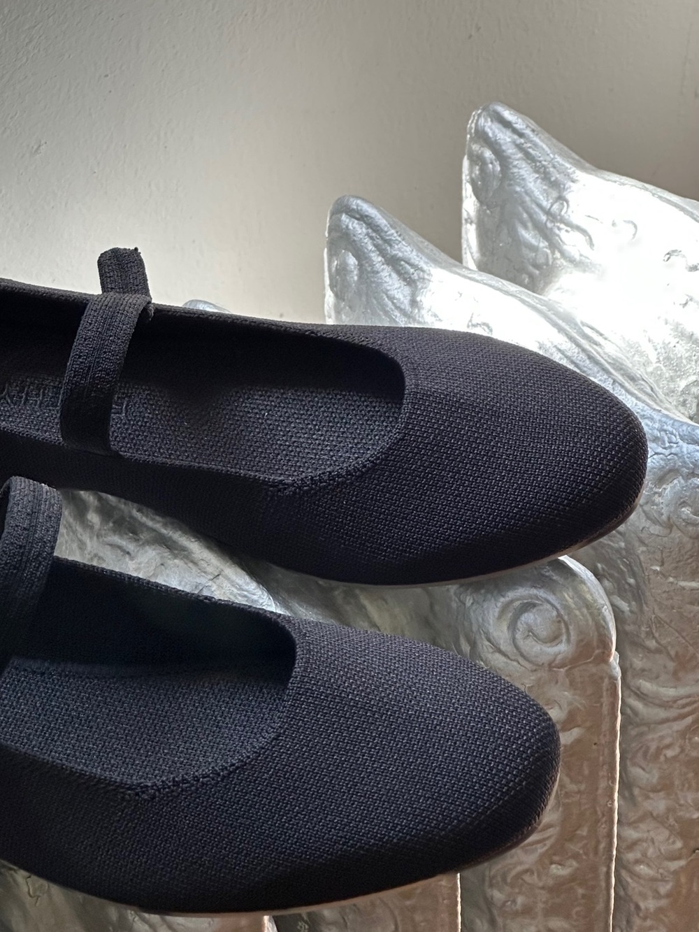 (Worn once) Size 7.5 black ballet flats - Rothy’s Black The Square Mary Jane - Picture 5 of 10